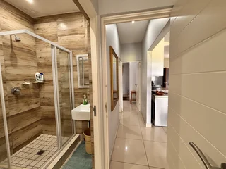 Stunning 2-Bedroom, 2-Bathroom Apartment at Le Boulevard, Umhlanga