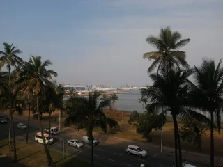 A Spacious 3 Bedroom Apartment with Harbour views in the Esplanade  For Sale