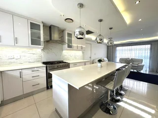 Exquisite 4 Bedroom Family Home for Sale in Izinga Estate