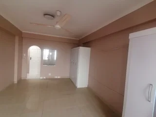 A Spacious 3 Bedroom Apartment with Harbour views in the Esplanade  For Sale