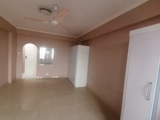 A Spacious 3 Bedroom Apartment with Harbour views in the Esplanade  For Sale