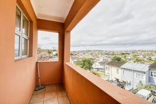 Spacious 5 Bedroom Home For Sale in Sunford