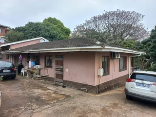 4 Bedroom Family home for Sale in Varsity Driv, ReservoirHills.