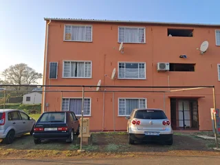 Comfortable 2-Bedroom Apartment with aircons in Grove End for Sale