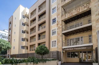 2 Bedroom Apartment Available for Sale in Umhlanga Ridge.
