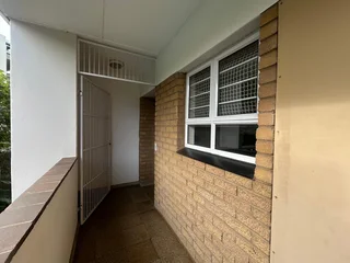 Prime 3 Bedroom Apartment by the Coast