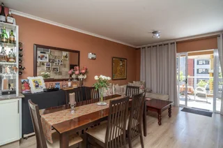 2 Bedroom Apartment Available for Sale in Umhlanga Ridge.