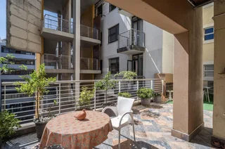 2 Bedroom Apartment Available for Sale in Umhlanga Ridge.