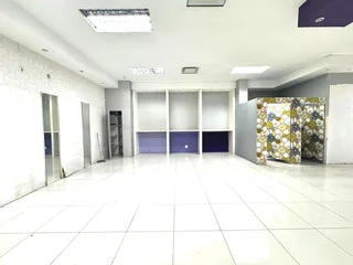 Prime Commercial Space in Umhlanga Rocks