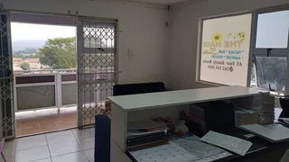 Office or Medical Suite to let - 66sqm in Southgate, Phoenix