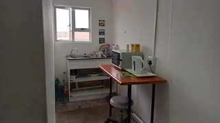 Office or Medical Suite to let - 66sqm in Southgate, Phoenix