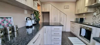 Exquisite Renovated Unit!