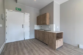 Titanium House Unit 305