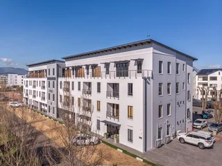 Titanium House Unit 305