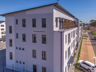 Titanium House Unit 305