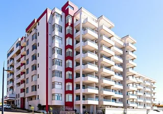 Top-Class 3 bed 3 bath Apartment for Rent in Umhlanga