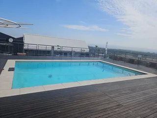 Prime  Property Presents A Stunning Two Bedroom Apartment Situated In Umhlanga Ridge
