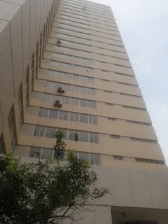 Lovely Neat Apartment  in North Beach With Views  To Let