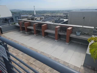 Prime  Property Presents A Stunning Two Bedroom Apartment Situated In Umhlanga Ridge