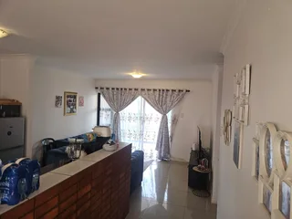 Prime  Property Presents A Stunning Two Bedroom Apartment Situated In Umhlanga Ridge