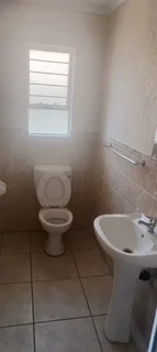 Secure 3-Bedroom And 3-Bathroom Cluster In Buccleuch