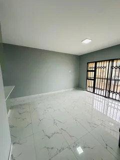 Modern, new secured unit to let