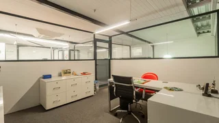 Prime 205m² Office &amp; Warehouse Space – Millennium Park, Parow