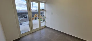 A- grade new warehouse, safe &amp;secure with &#39;mod cons&#39;