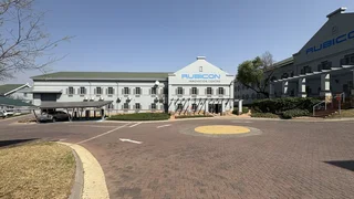 1,533m² Warehouse to rent Linbro Park, Sandton