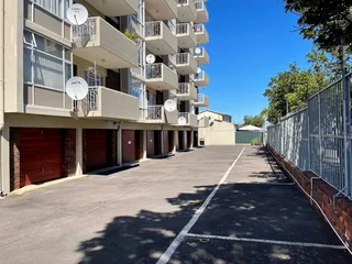 Two Bedroom Flat for Sale in Parow East
