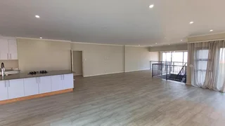 Grand modern home with uniterupted sea views in Coral Beach Estate