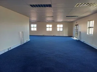 700 Sqm office to let in Highveld Centurion
