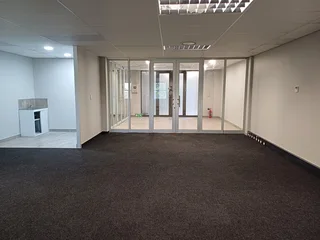 142 sqm office to let - Highveld Centurion