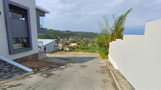 Elevated plot with views of Nahoon River Valley