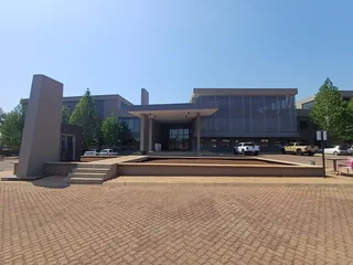 212 sqm office to let - Highveld Centurion