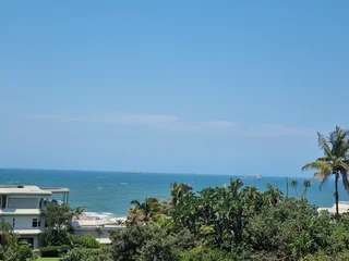 Beautiful Beachfront Apartment with Beach Access