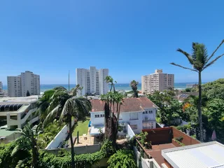 Beautiful Townhouse in Prime Umhlanga Location – Walk to the Village & Beach!