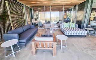 SOLE MANDATE - Modern, upmarket home situated in Leadwood Loop, Zimbali