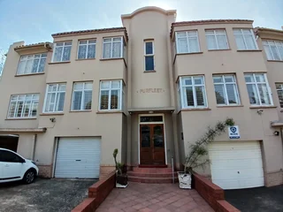 Immaculate 3 bedroom Apartment