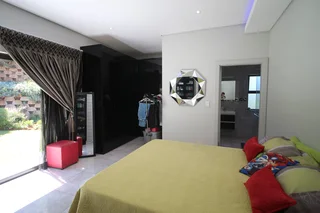 Elegant 4-Bedroom Family Home with Modern Luxury