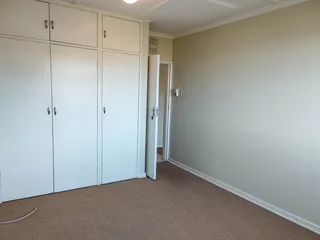 Bright &amp; Spacious 3-Bedroom Apartment with Stunning Sea Views – Umhlanga