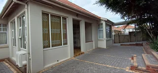 Classic Glenwood House for Sale.