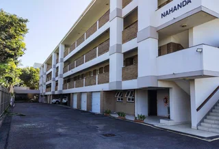 Bright &amp; Spacious 3-Bedroom Apartment with Stunning Sea Views – Umhlanga