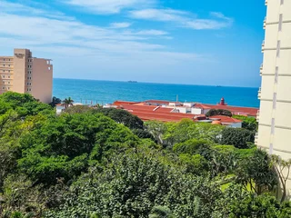 Charming 3-Bedroom Apartment with Sea Views in Umhlanga
