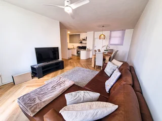 Charming 3-Bedroom Apartment with Sea Views in Umhlanga