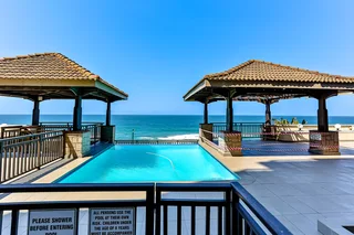 Beautiful apartment with stunning ocean views