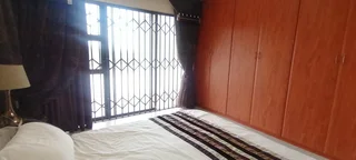 Stunning Duplex with Majestic Ocean Views – Westbrook