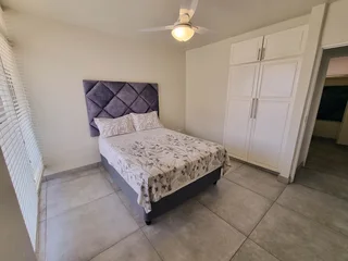 Beautiful 3-Bedroom Apartment with Sea Views in Umhlanga