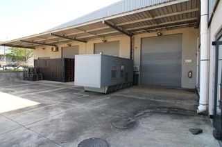 STATE OF THE ART WAREHOUSE