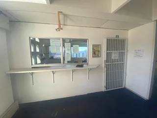 300m² Retail/Office Space To Let on Hill Street – High Visibility Location